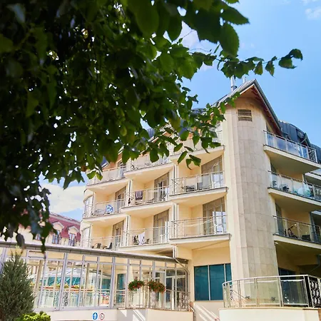 Appartamento Golden Hour Apartments- Avangard 35 *
